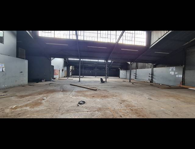 1,500M² FACTORY FOR SALE IN ISANDO